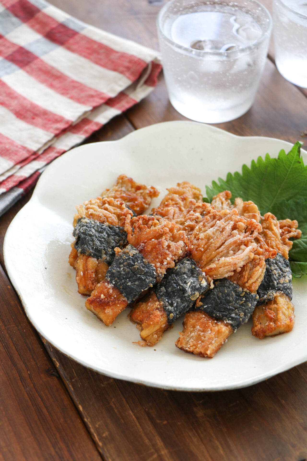 『揚げないえのきの海苔巻き揚げ』