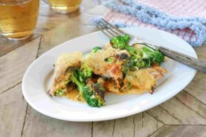 ブロッコリーのおかかチーズ焼き