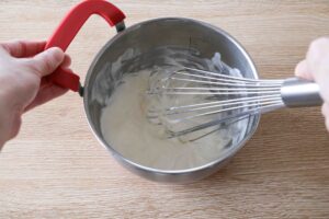 いちごのレアチーズケーキ